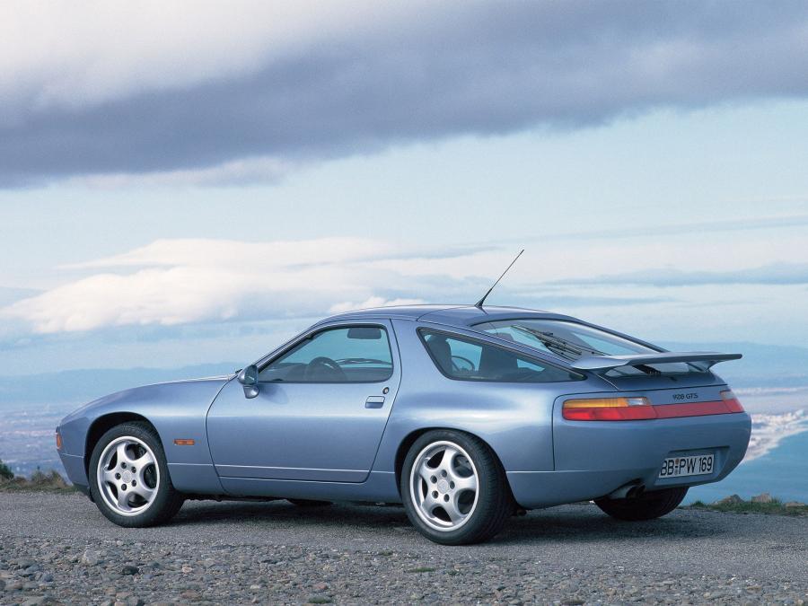  Porsche 928 GTS 1992 года  (фото 6 из 6)